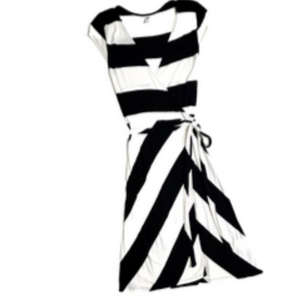 Old Navy Womens Black & White Wrap Dress Size XS NWOT